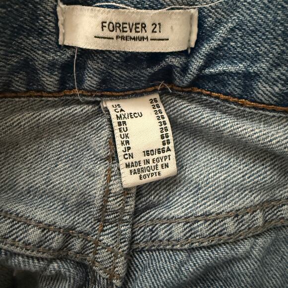Forever 21 Premium High Waisted Fringe Hem Mom Denim Medium Wash Jeans Size 26 - Picture 3 of 8
